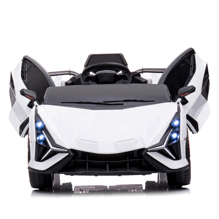 High quality kids electric car/4 motor 2.4G remote control kids electric car/battery power 4 wheels car