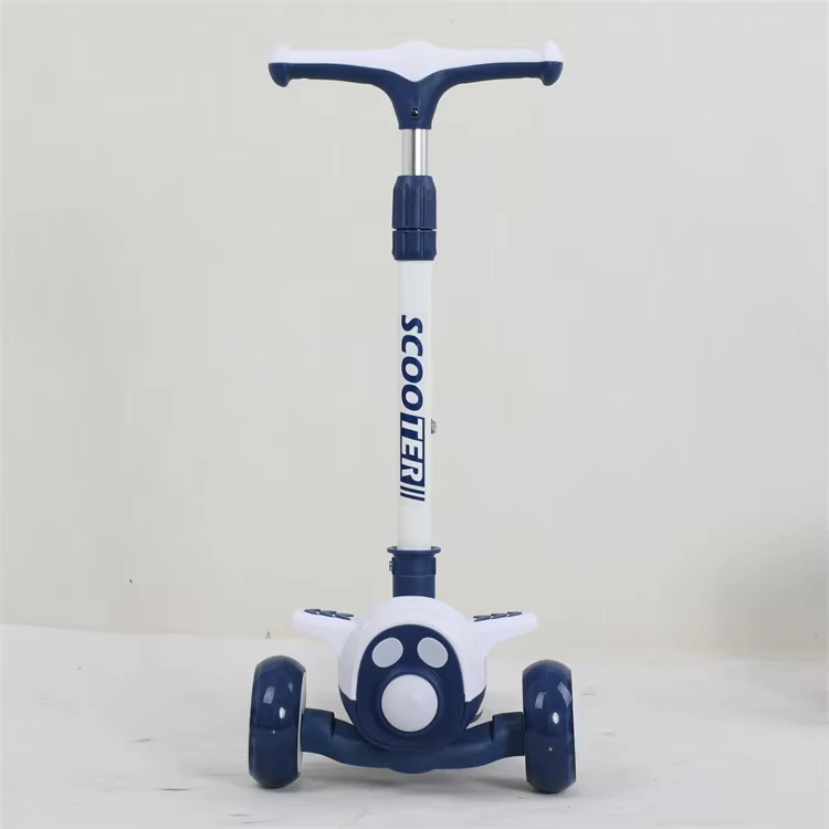 Children Scooter 3 Wheel Scooter with Flash Wheels Kick for 2-12 Year Kids Adjustable Height Foldable Children Scooter
