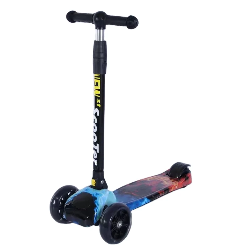 Children's Scooter Kids 3 Wheels 4 Adjustable Heights Kids' Kick Scooter with Extra Wide PU Light Up Wheels