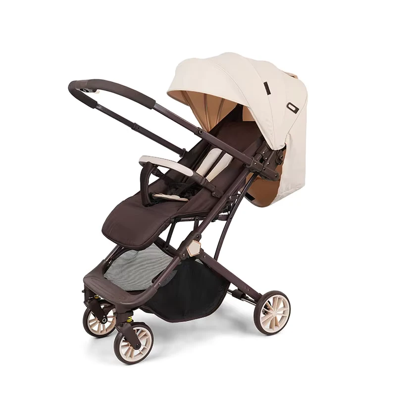 Foldable Stroller Dual Orientation Sit Lie Landscape Travel Design Metal Frame Black Brown 20KG Load Capacity 7-inch Rear