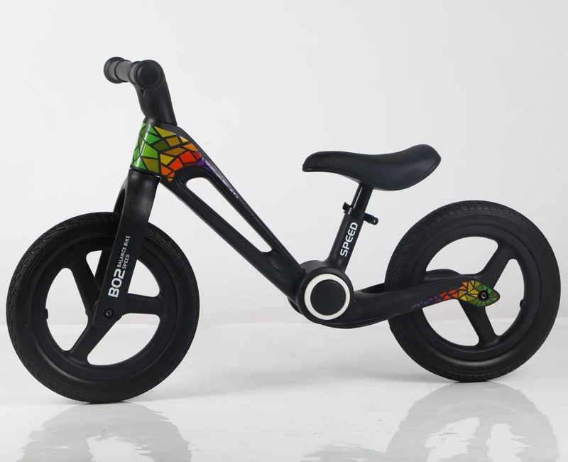 Hot Selling Kids Balance Bike No Pedal Baby Balance Bike Light Weight Balance Bicycle
