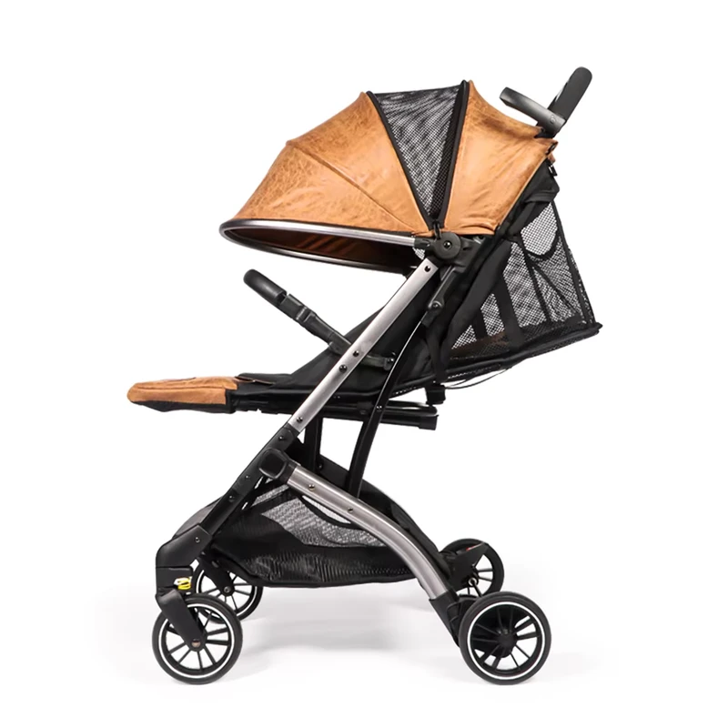 Lightweight Aluminum Baby Stroller 3 in 1 System With Carseat and Carry Cot