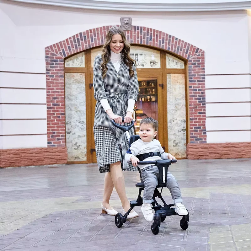 Modern Foldable European Baby Stroller for Boys and Girls