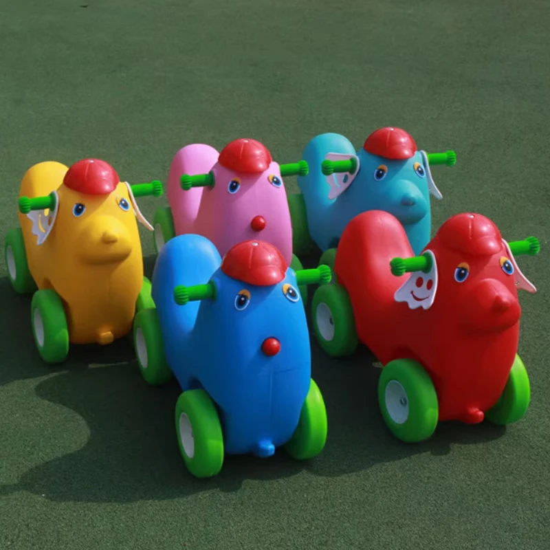 Neutral Small Plastic Rocking Horse Toy Animal Shaped Ride On Toy Suitable for Children's Playgrounds